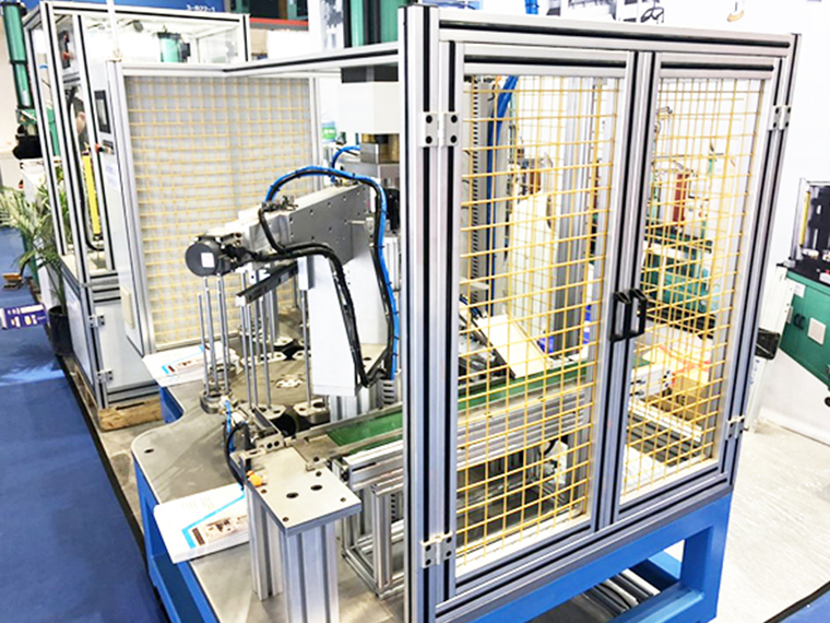 工業生產鋁型材架子安裝如何提升精度？-澳宏工業鋁型材